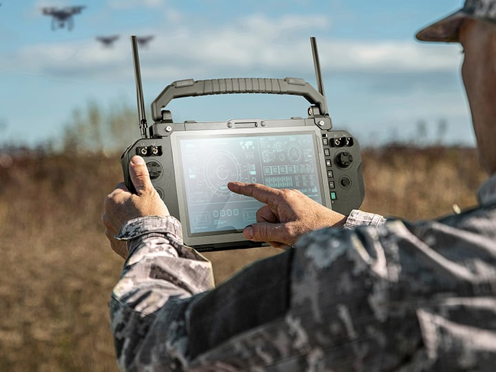 Digitale-transformatie-de-sleutelrol-van-robuuste-technologie-voor-kritieke-veldoperaties